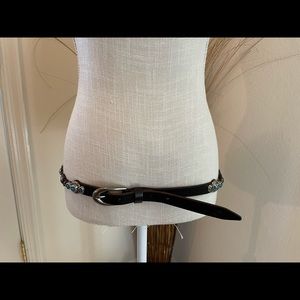 Women’s leather belt